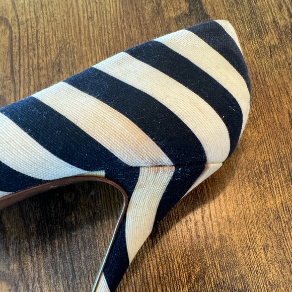 9.5 Nautical Stripes JCrew Peep-toe Pumps - Picture 6 of 6
